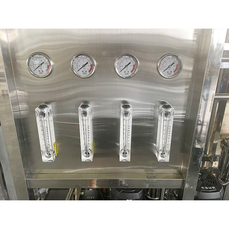 380V/1.5Kw Pump Core Components 1000LRO Reverse Osmosis Water Treatment System with Water Tank